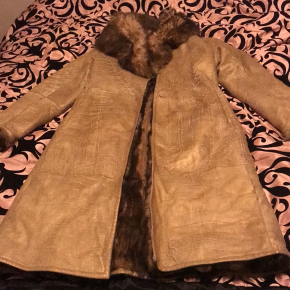Jacket - Picture 2 of 3
